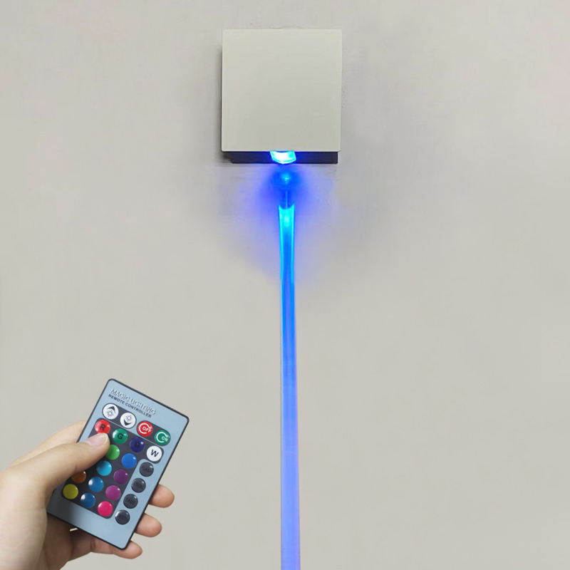 La luz de pared LED RGB 3W más nueva con control remoto Lámpara de varita led colorida para interiores