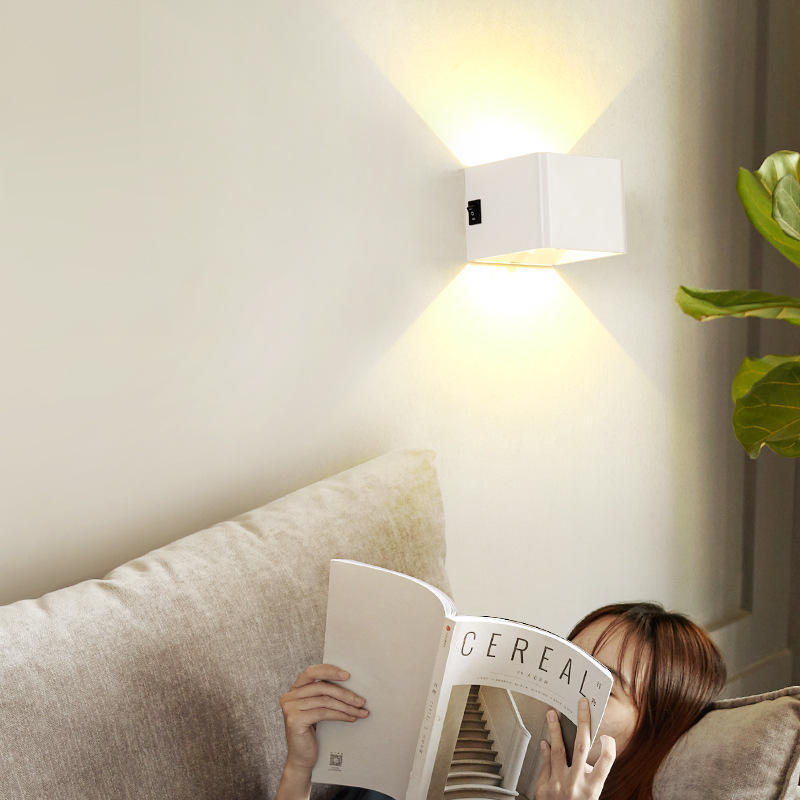 Lámpara de pared con carga LED, cabecera de dormitorio, dormitorio con sensor humano, USB, sin cableado, sin perforación, pasillo, luz nocturna pequeña