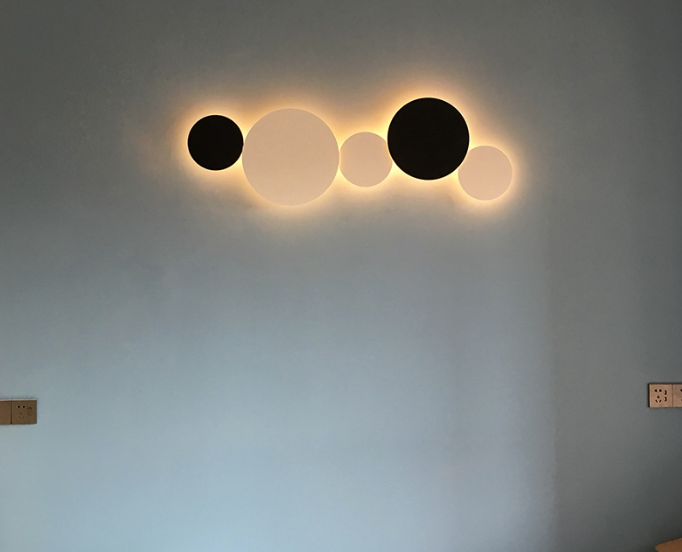 Lámpara de pared Led de forma redonda con luz Led moderna y lámparas de noche de luz nocturna para interiores de alta calidad