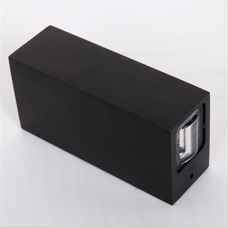 Nueva lámpara de pared LED Iluminación de pared de pasillo impermeable al aire libre 6W Iluminación exterior de aluminio