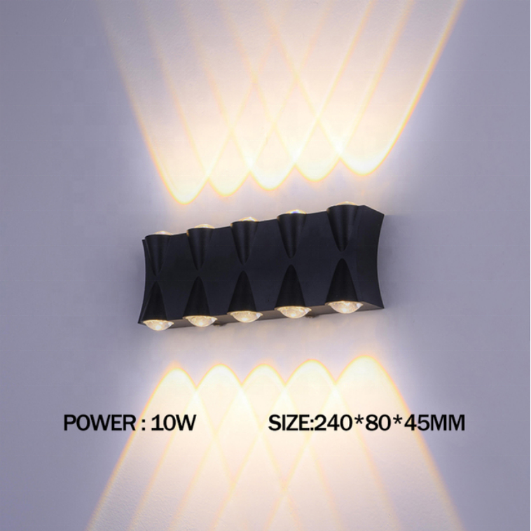 Lámpara LED de pared brillante de lujo para exteriores, impermeable, para Villa, Hotel, pared Exterior, balcón, lámpara para exteriores, poste de puerta para patio, lámpara de pared Led