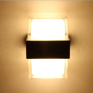 Nueva lámpara de pared Led impermeable acrílica redonda de 6 W para decoración de jardín y exteriores, candelabro de iluminación para puerta delantera