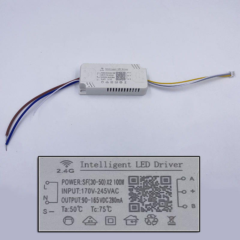 2 vías 48-160W 2.4g Controlador LED Controlador de lámpara Controlador de temperatura de tres colores Transformadores de iluminación LED Alta calidad Seguro 2.4G Controlador Fuente de alimentación Controlador de adaptador LED