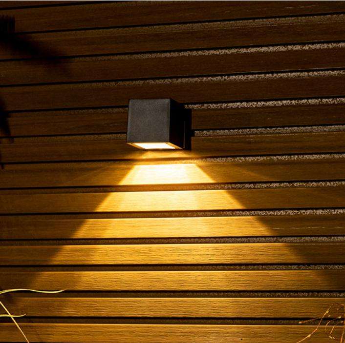Luz solar de pared para exteriores, lámpara de pared para jardín, luz nocturna cuadrada para el hogar, lámpara de ahorro de energía para exteriores IP65 a prueba de agua 