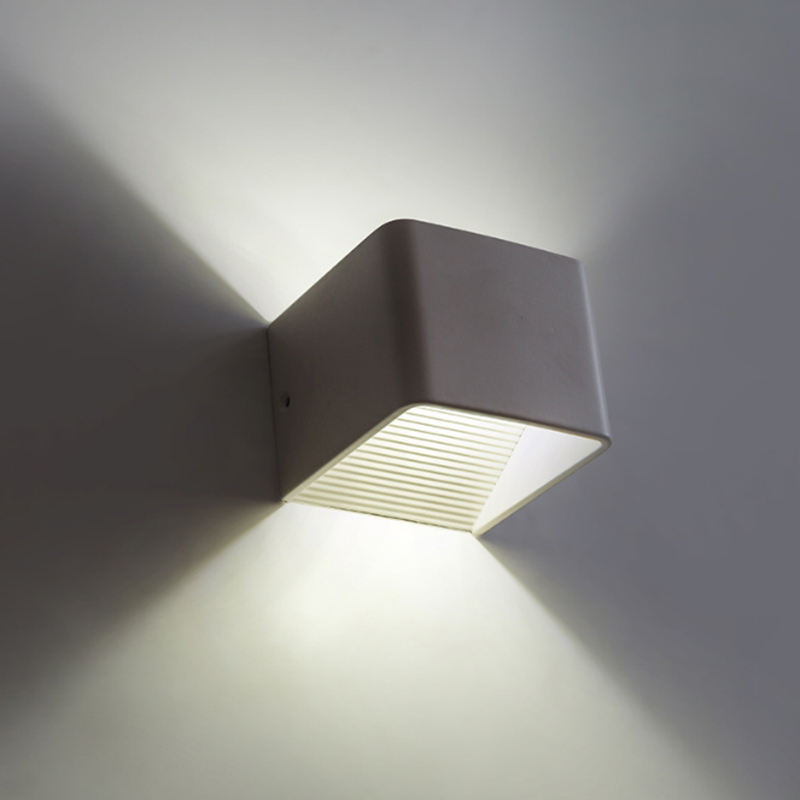 2.4G Lámpara de pared de luz ajustable Lámpara de pared de cubo Lámpara de pared de estilo europeo Lámpara de pared de cubo de cerámica con controlador Lámpara de pared interior de 20W Lámpara de pasillo de pasillo Buena calidad y precio bajo