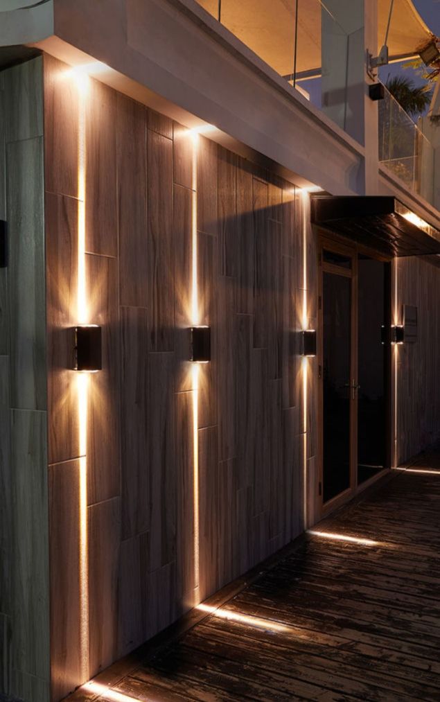 Luces de pared para exteriores impermeables hermosas personalizadas montadas en casa de venta caliente para casa de jardín IP65 luz de pared impermeable
