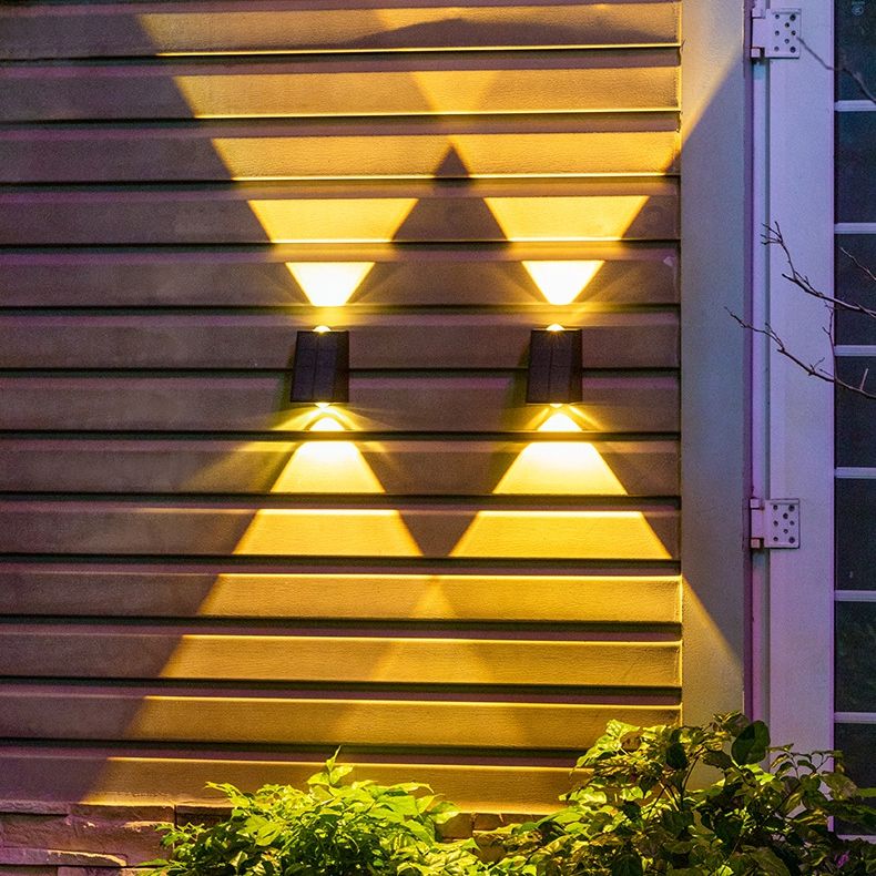 Aplique de pared Solar para jardín, decoración para exteriores, resistente al agua, arandela de inducción hacia arriba y abajo, aplique de luz exterior altamente eficiente