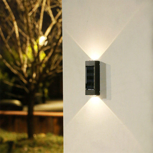 Luces LED solares Lámpara de pared para exteriores Decoración Solar Wandlamp Outdoor