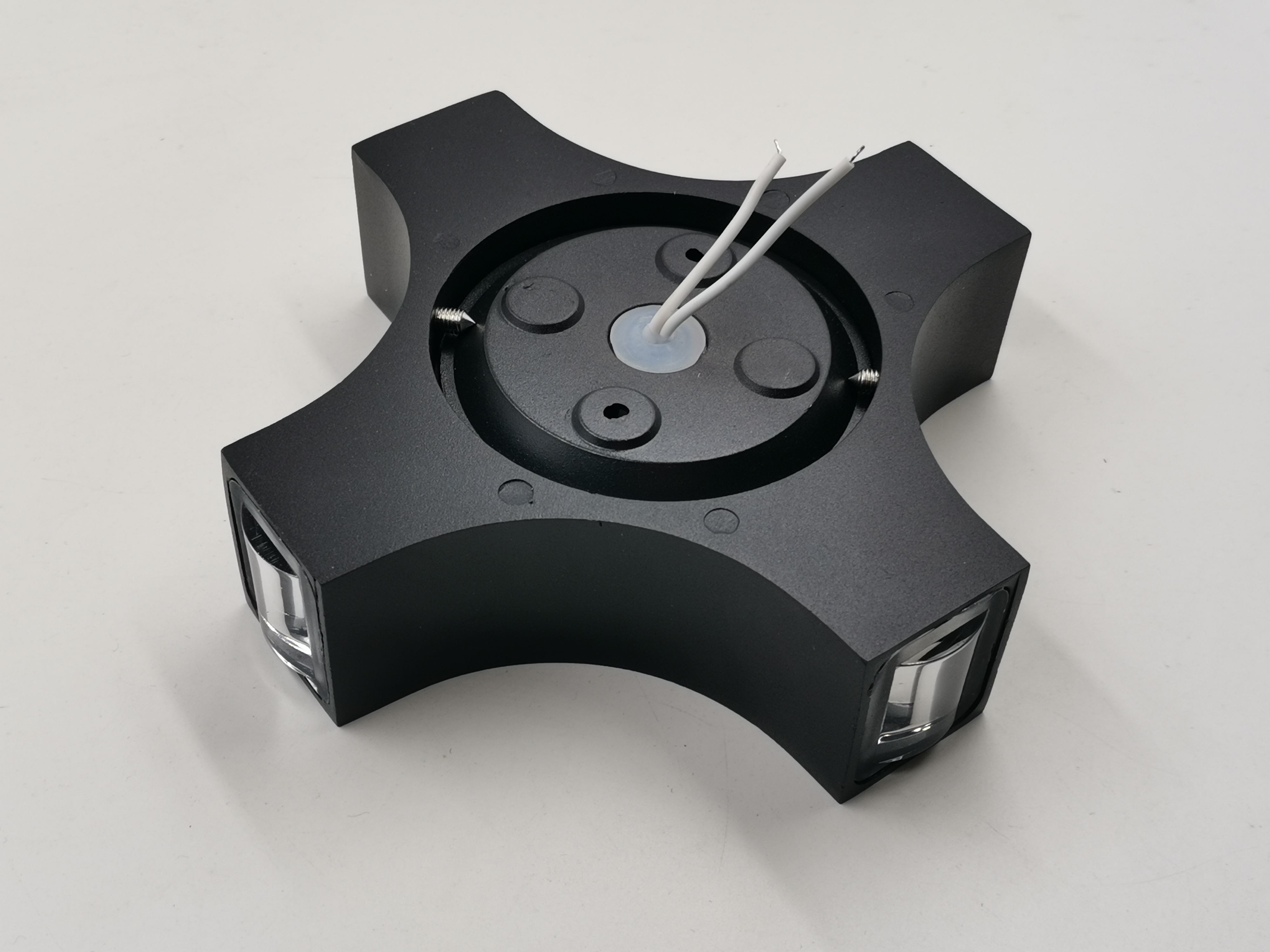 Nueva lámpara de pared exterior LED 12W Cross Star 4 iluminación lateral impermeable IP65 para decoración de jardín