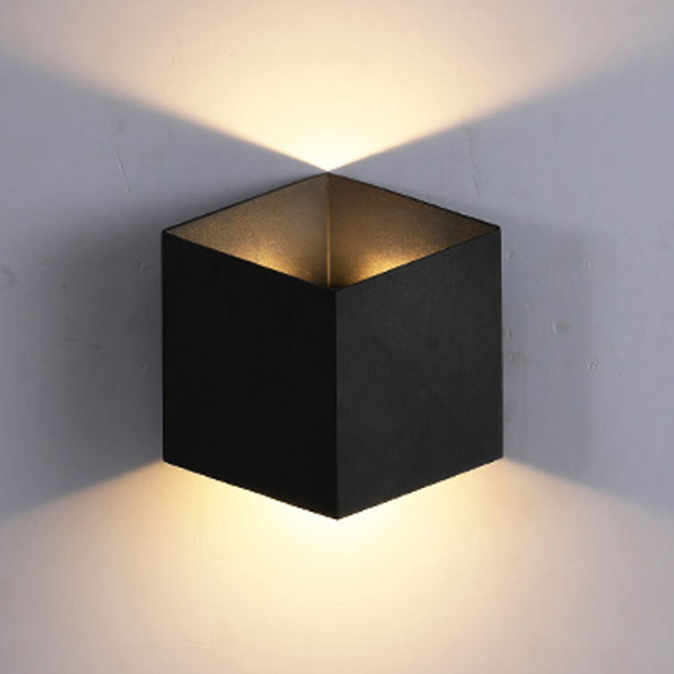 Luz Led moderna, lámpara de pared impermeable cúbica de 120mm y luz nocturna decorativa para exteriores para el hogar y el jardín, precio barato