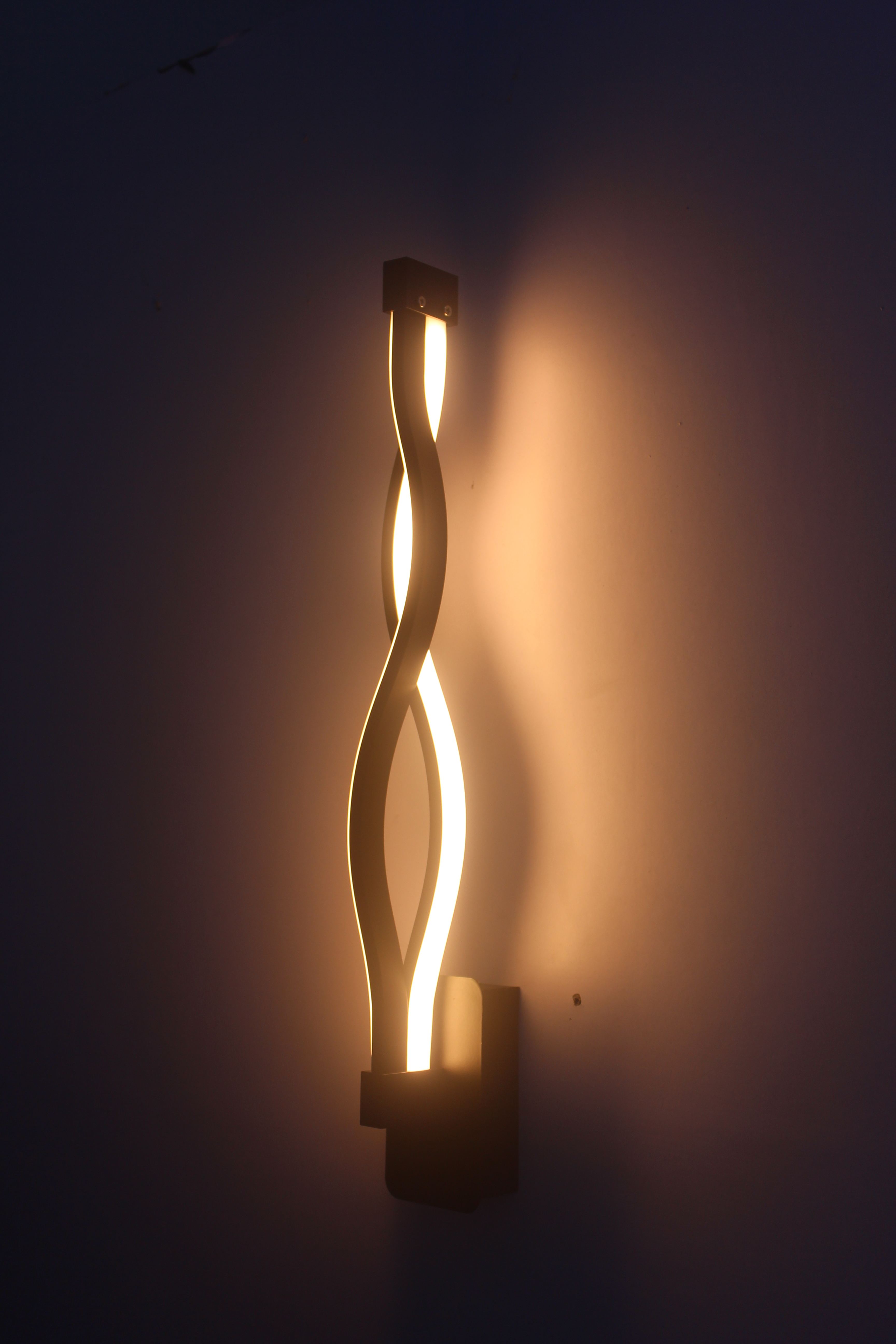 Lámpara de pared de onda larga LED 16W Iluminación de cabecera de aluminio para lámpara de pasillo de escalera de hotel interior
