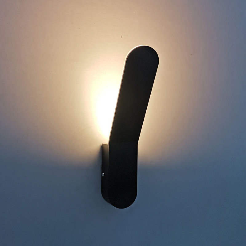 Lámpara de pared de cepillo de dientes moderna con luz LED decorativa y luz nocturna interior para hotel