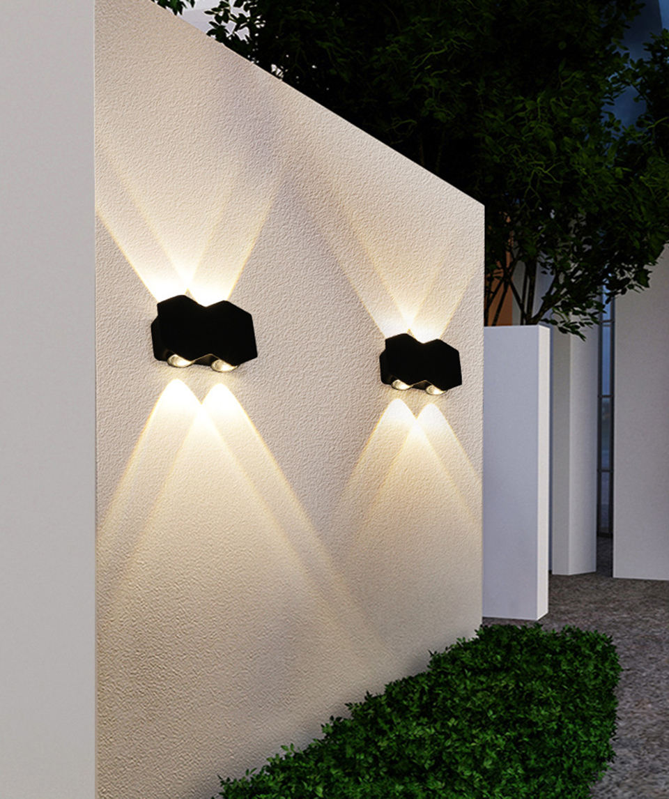 Lámpara LED moderna Cuatro lámparas de pared impermeables y luz decorativa para exteriores