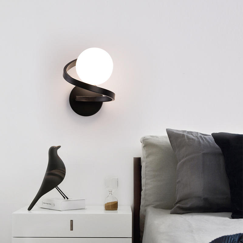 Aplique de pared de cristal Led moderno de Metal negro dorado decorativo para interiores con montaje de cabecera de dormitorio de cristal Lampen clásico