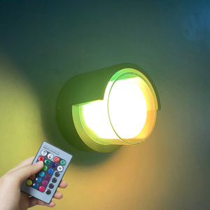 Lámpara de pared RGB impermeable acrílica para exteriores, lámpara de pared de 5 W, iluminación de porche, aplique de pared para jardín y decoración del hogar