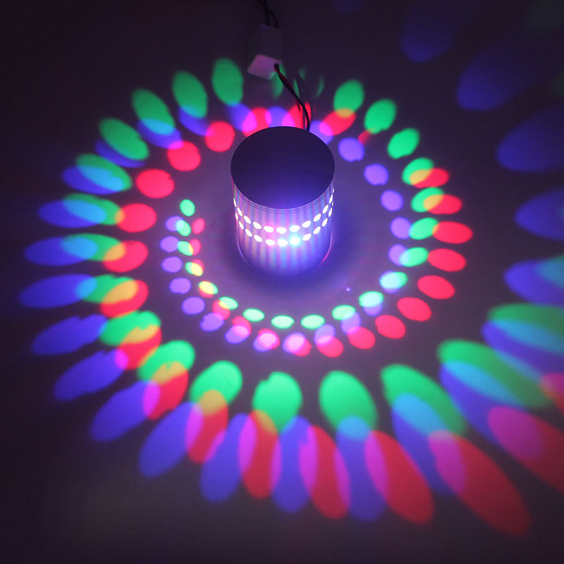 Luz mixta de lámpara de pared con orificio en espiral con precio de fábrica y elegante luz nocturna interior moderna RGB con control remoto
