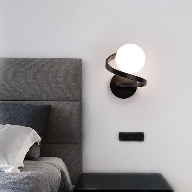Aplique de pared de cristal Led moderno de Metal negro dorado decorativo para interiores con montaje de cabecera de dormitorio de cristal Lampen clásico