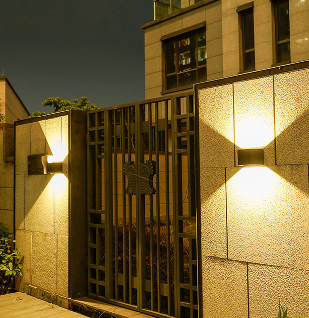 Nuevas luces de pared solares para exteriores, decoración de calle impermeable, iluminación de pared, lámpara LED de energía Solar para porche para Villa, Patio y jardín