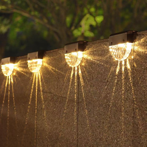 Lámpara solar LED de color blanco cálido para escaleras, luces de jardín para exteriores, luz solar impermeable para balcón, decoración para valla de escalera de Patio