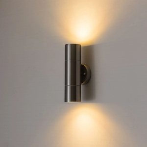 Luz de pared LED impermeable de acero inoxidable para exteriores hacia arriba y hacia abajo con bombilla GU10