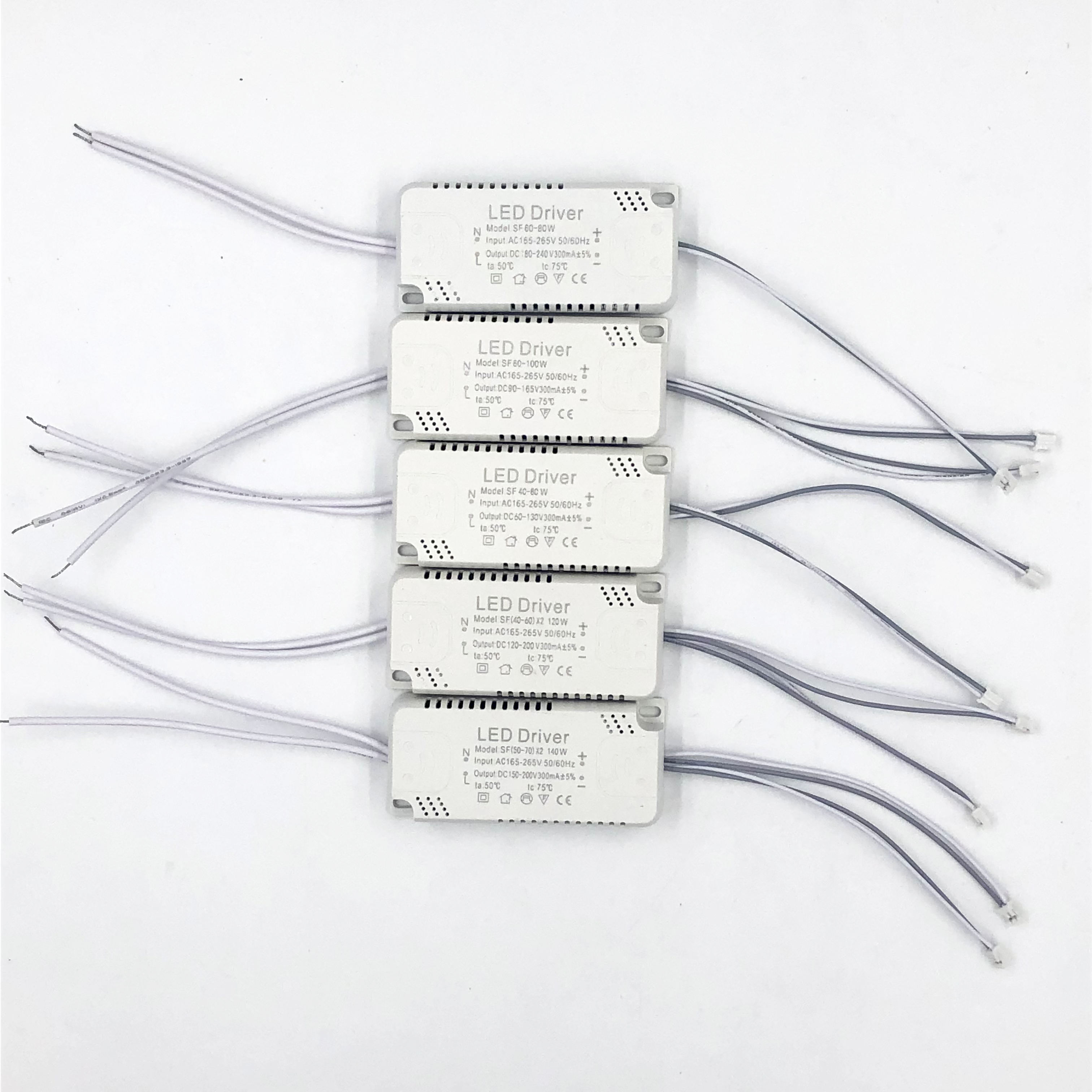 Adaptador de fuente de alimentación del controlador LED de 8-120W para bombilla de repuesto de luz de techo de transformador no aislador AC220V 