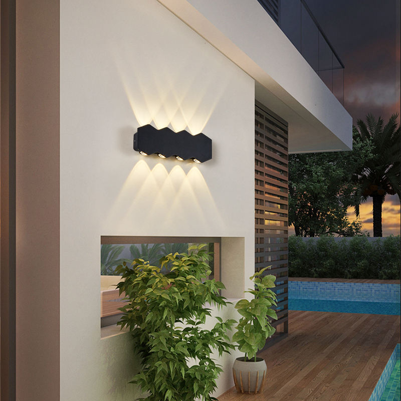 4W 6W 8W 10W nuevo negro impermeable exterior aplique de pared arriba y abajo luces montadas en la pared hecho en China Led luz arriba y abajo