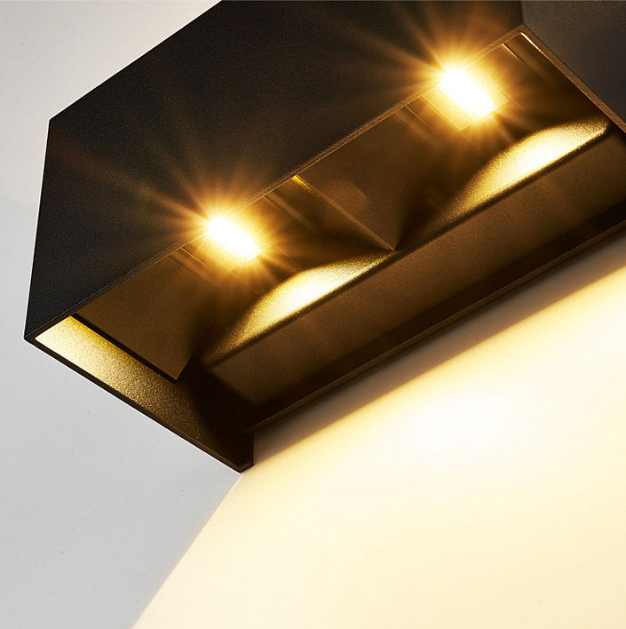 Lámpara de pared exterior impermeable LED Lámpara de pared larga IP65 Luz de aluminio Jardín Villa Porche Sconce Light 110V 220V Sconce Luminaire