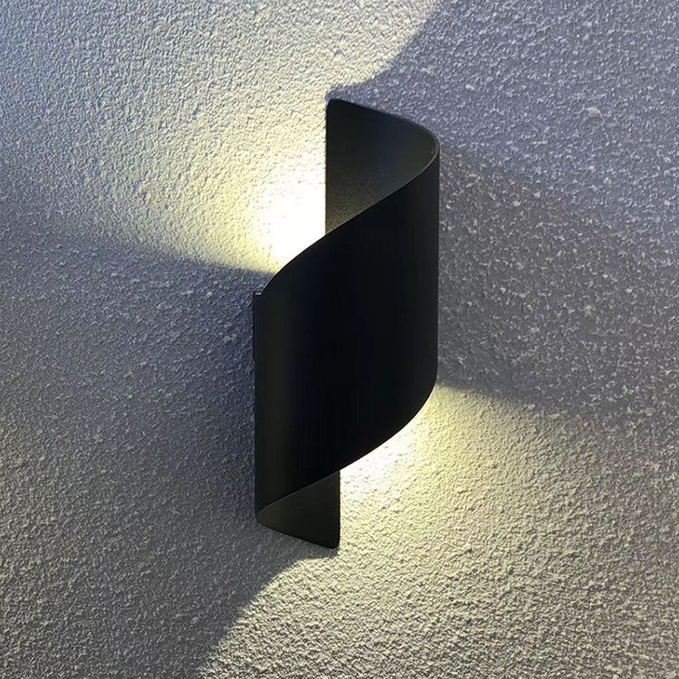 Lámpara de pared de 12 W, candelabro de espejo Led para decoración de iluminación del hogar, luces de noche elegantes para jardín, iluminación electrónica hacia arriba y hacia abajo