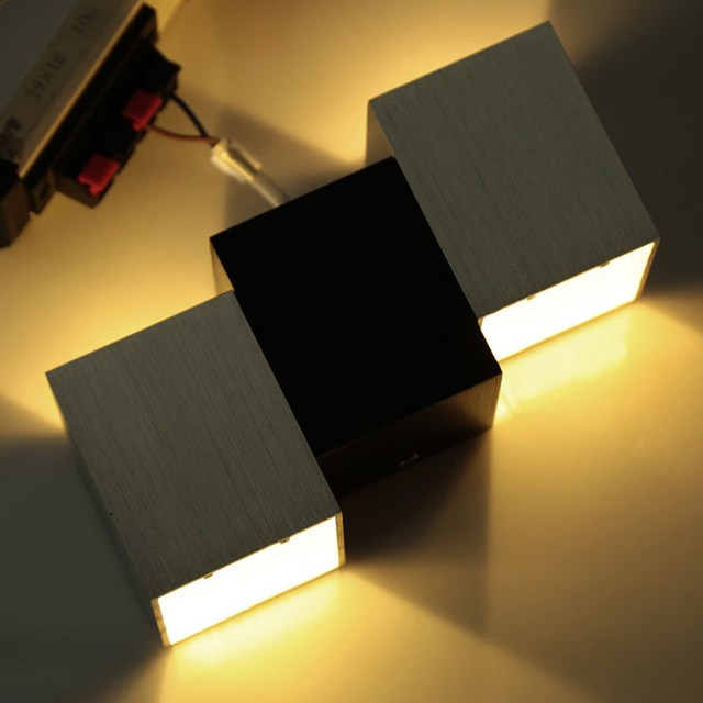 Lámpara de pared escalonada con luz LED moderna y luz decorativa para interiores