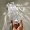 Lámpara de mesa de acrílico Lámparas de mesa de acrílico Lámpara de mesa de acrílico transparente Lámpara de mesa de cristal Proporciona un ambiente creativo Lámpara de noche pequeña decorativa Lámpara de mesa recargable