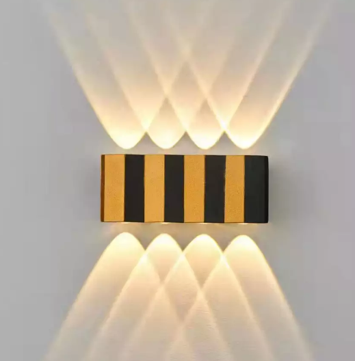 4W 6W 8W 10W LED Lámpara de pared Rectángulo Oro Negro Luz Arriba y abajo Cuerpo luminoso Lámpara Estilo de iluminación Luz de pared moderna