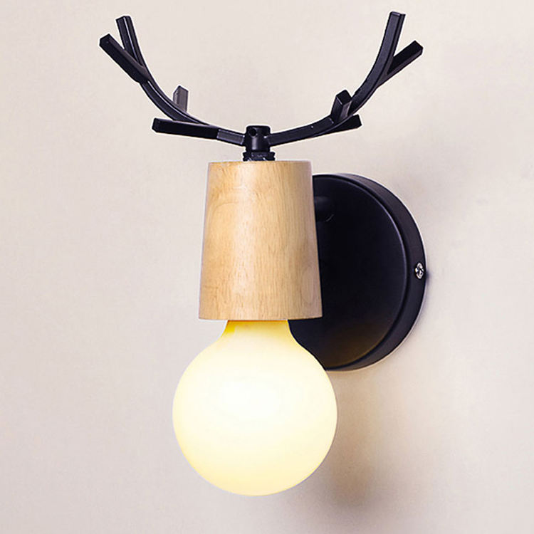 Luces LED de pared ajustables de estilo nórdico, candelabro de lectura para dormitorio con cuernos de ciervo de dibujos animados coloridos, iluminación para habitación de niños E27