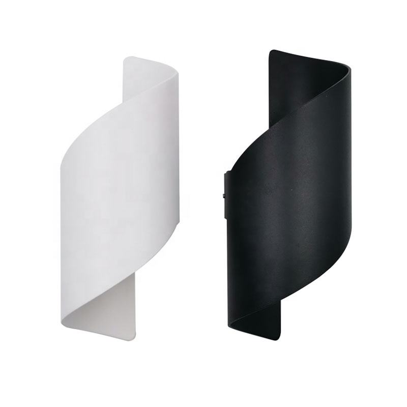 12W Forma de curva Fácil instalación Luz montada en la pared Ktv Villa Decoración Patio Balcón Piazza Gate Escalera Lámparas de pared