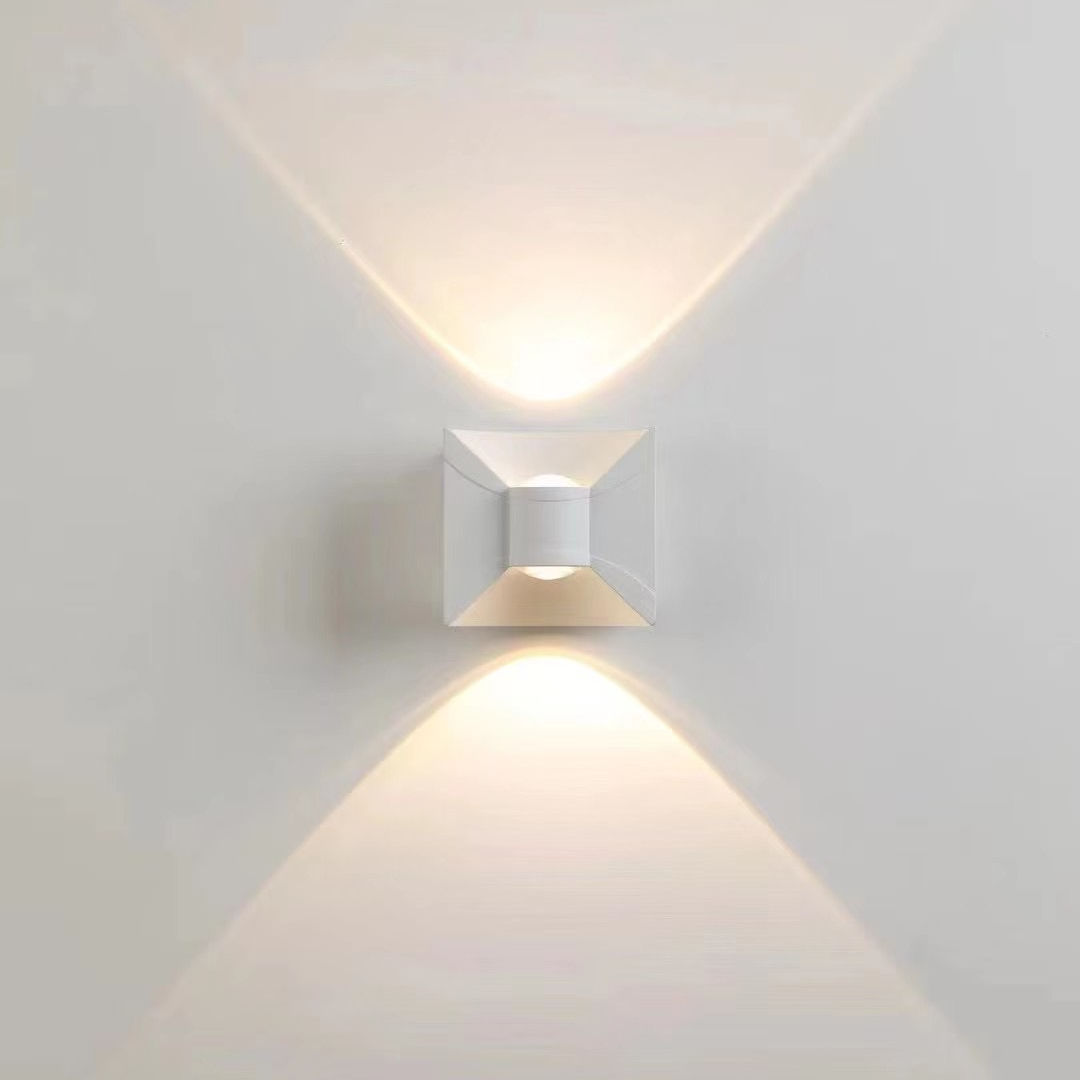 Luz de pared LED IP65, aluminio RGB, valla de jardín impermeable para exteriores, lámpara de pared de moda para interiores para dormitorio, mesita de noche, sala de estar, escaleras