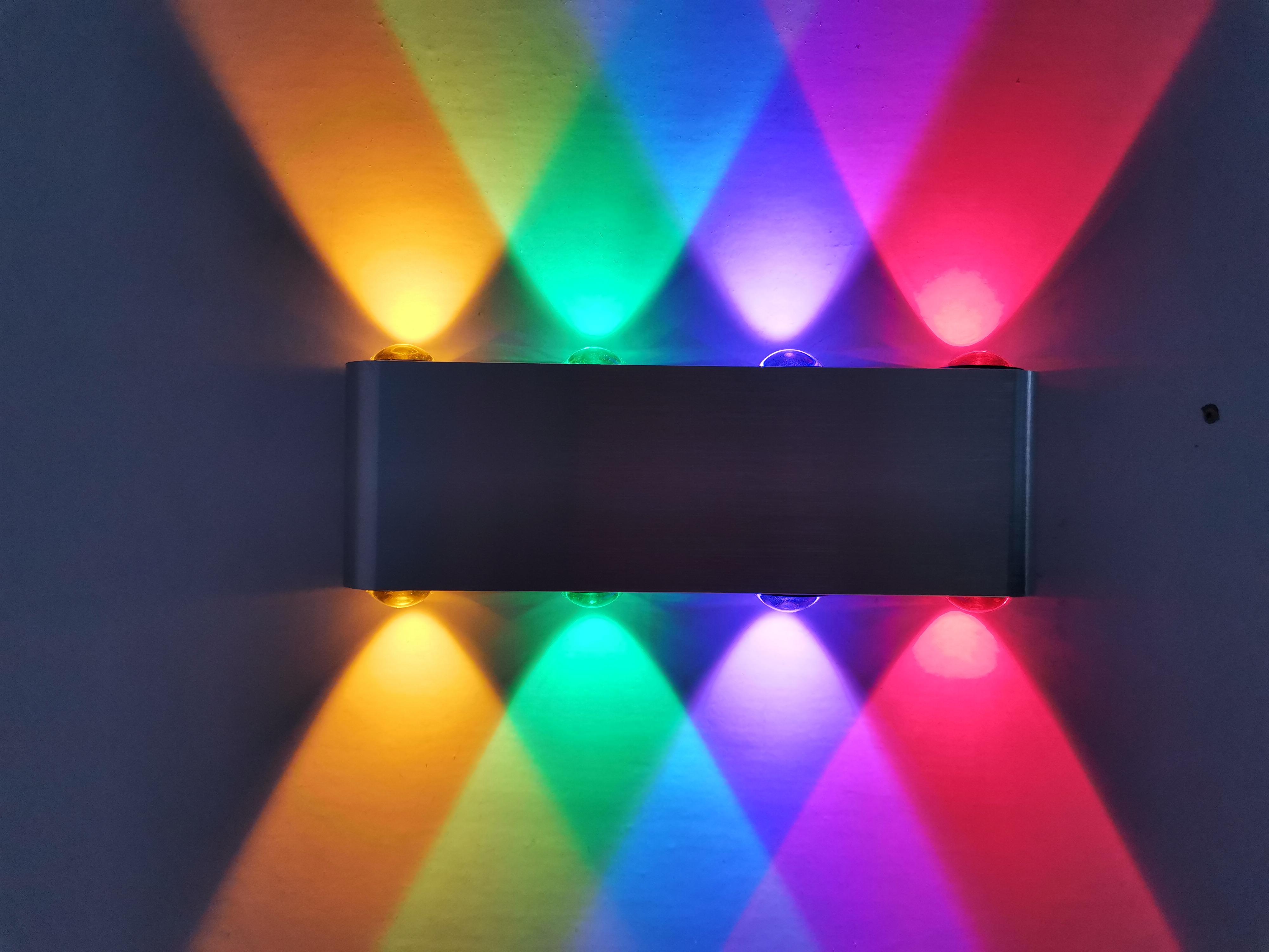 8W Estilo nórdico simple Ahorro de energía interior luz arriba abajo Aluminio RGB LED aplique lámpara escalera luz pasillo luz